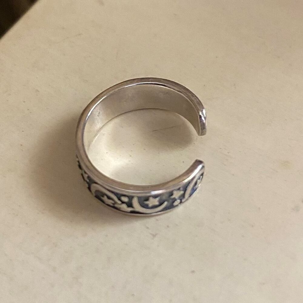 Moon & Stars Sterling Silver Band Toe Ring - Picture 4 of 4